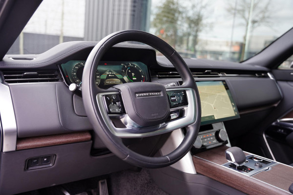 Land Rover Range Rover P 440 SE Zwart Leder / 23 Inch / Panoramadak