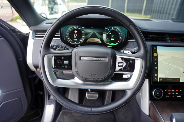 Land Rover Range Rover P 440 SE Zwart Leder / 23 Inch / Panoramadak