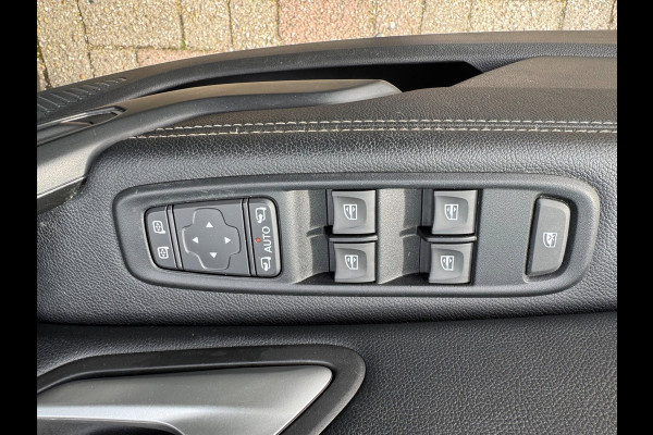 Dacia Duster 1.3 TCe 150 Journey / Navi / Camera / Trekhaak