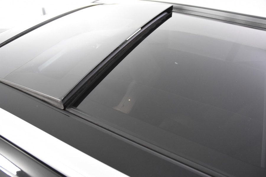 Volvo XC40 2.0 D3 Momentum *1ste Eigenaar*Leer*Panoramadak*