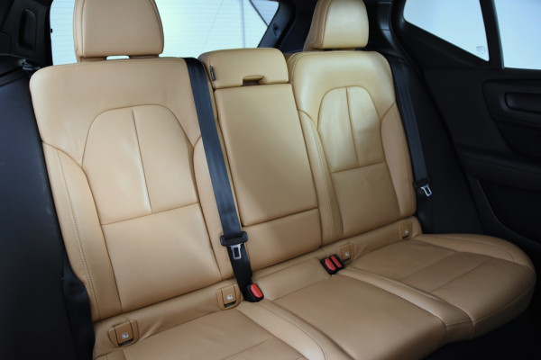 Volvo XC40 2.0 D3 Momentum *1ste Eigenaar*Leer*Panoramadak*