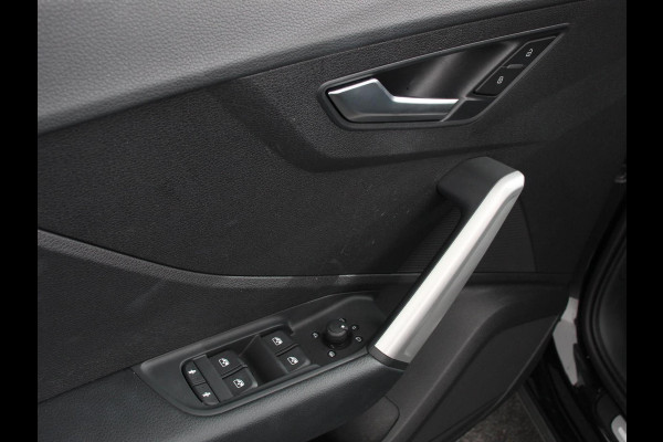 Audi Q2 35 TFSI 150pk S-Tronic Prestige Navigatie Apple Carplay / Android Auto Climate Control Dab Camera Parkeer sensoren Adaptive Cruise Control