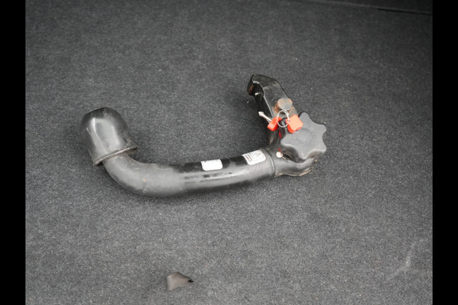 Mitsubishi Eclipse Cross 2.4 Instyle PHEV 188pk Dealer O.H. | Trekhaak Af Fabriek | Panodak | Head Up | Adaptive Cruise | 360 Camera | Lederen Sportstoelen Verwarmd | Keyless | Stuur Verwarmd | Apple Carplay | Blis | Navigatie | DAB | Plug In Hybrid |