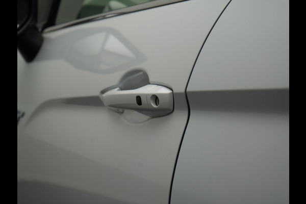 Mitsubishi Eclipse Cross 2.4 Instyle PHEV 188pk Dealer O.H. | Trekhaak Af Fabriek | Panodak | Head Up | Adaptive Cruise | 360 Camera | Lederen Sportstoelen Verwarmd | Keyless | Stuur Verwarmd | Apple Carplay | Blis | Navigatie | DAB | Plug In Hybrid |