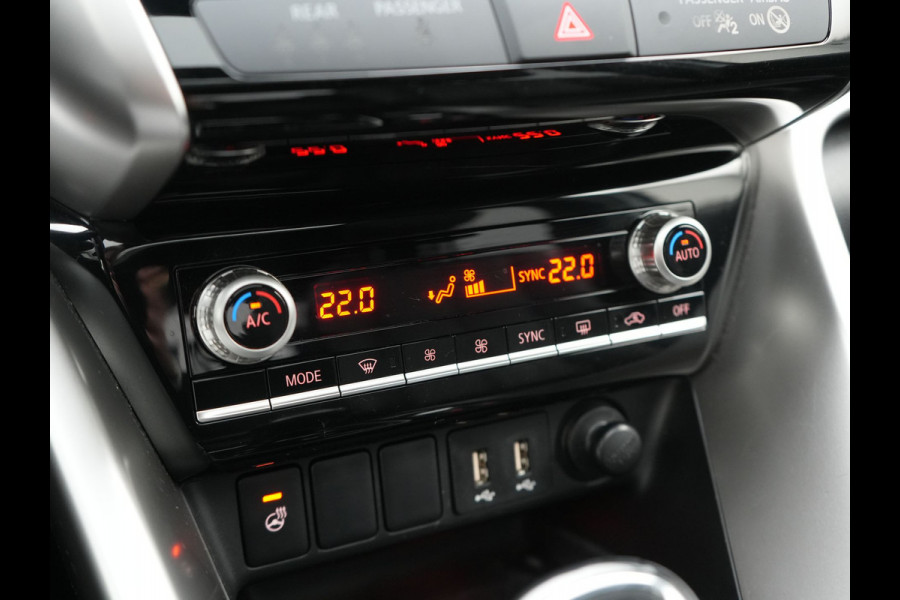 Mitsubishi Eclipse Cross 2.4 Instyle PHEV 188pk Dealer O.H. | Trekhaak Af Fabriek | Panodak | Head Up | Adaptive Cruise | 360 Camera | Lederen Sportstoelen Verwarmd | Keyless | Stuur Verwarmd | Apple Carplay | Blis | Navigatie | DAB | Plug In Hybrid |