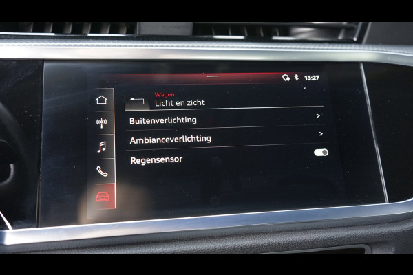 Audi Q3 Sportback 35 TFSI 3x S-Line Black Optik AUTOMAAT-CAMERA-CARPLAY-DRIVE SELECT-ELEKTRISCHE STOELEN-KEYLESS-MATRIX-PANORAMA