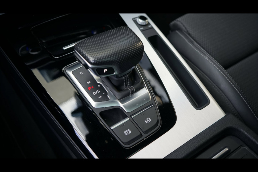 Audi Q5 55 TFSIe Quattro 3x S-Line Black Optik ACC-AMBIANCE-CAMERA-CARPLAY-KEYLESS-MATRIX LED-PANORAMA-ZONSVERDUISTERING