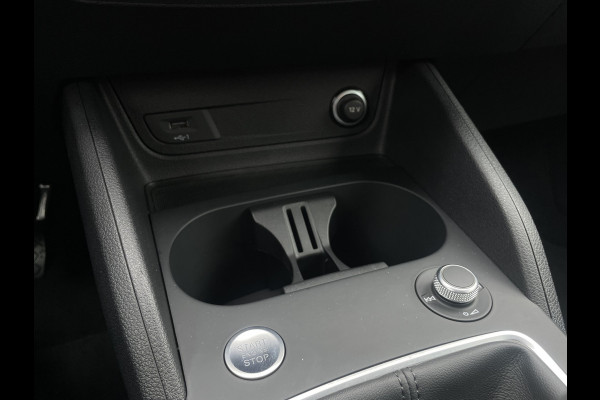 Audi Q2 30 TFSI S Edition | Camera | Stoelverwarming
