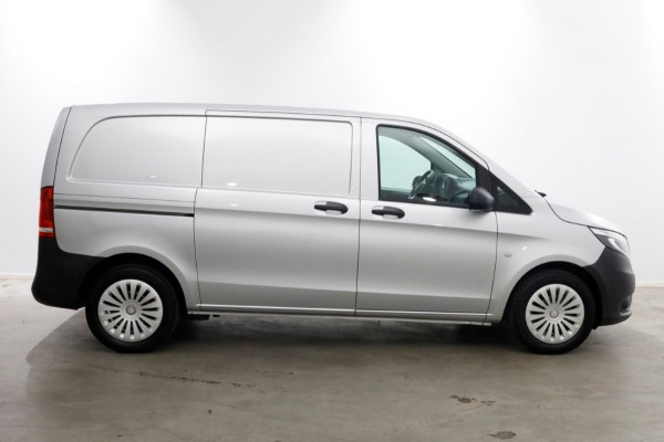 Mercedes-Benz Vito 114 CDI 136pk Compact 9G Automaat 2x Schuifdeur/LED/Camera/Inrichting 11-2022