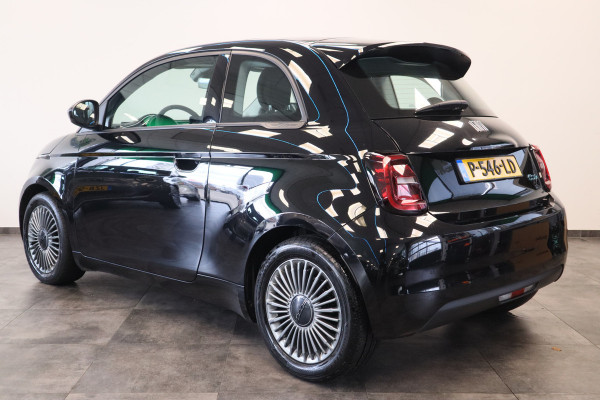 Fiat 500 Icon 42 kWh Navigatie Panoramadak PDC