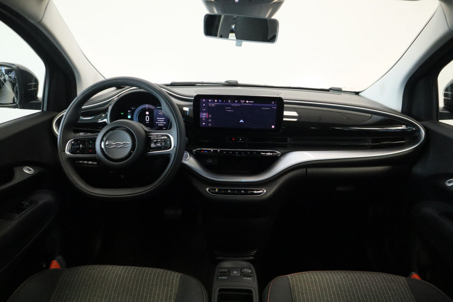 Fiat 500 Icon 42 kWh Navigatie Panoramadak PDC