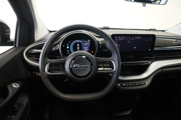 Fiat 500 Icon 42 kWh Navigatie Panoramadak PDC