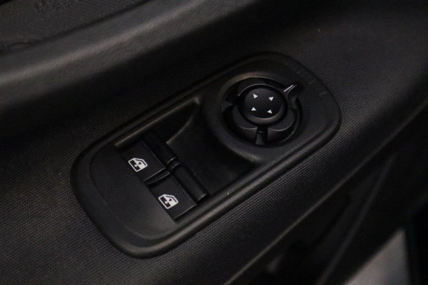 Fiat 500 Icon 42 kWh Navigatie Panoramadak PDC