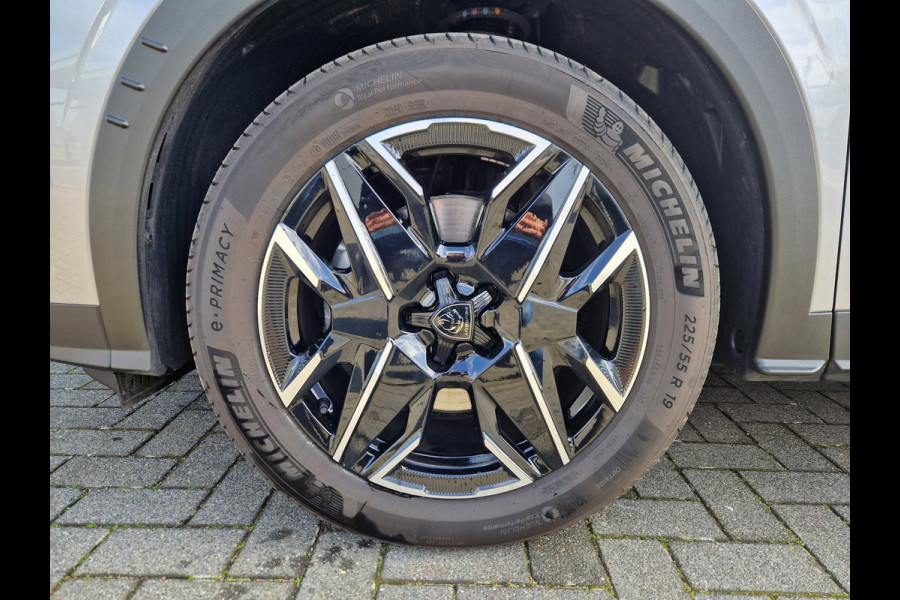 Peugeot 5008 1.2 Hybrid 145 GT 7P /1e eigenaar /Pano /Led