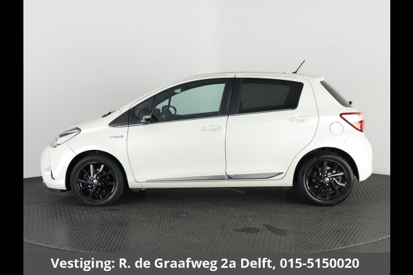 Toyota Yaris 1.5 Hybrid Executive | Stoelverwarming | Panoramadak | Navigatie |