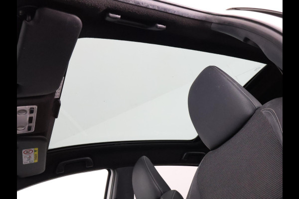 Toyota Yaris 1.5 Hybrid Executive | Stoelverwarming | Panoramadak | Navigatie |