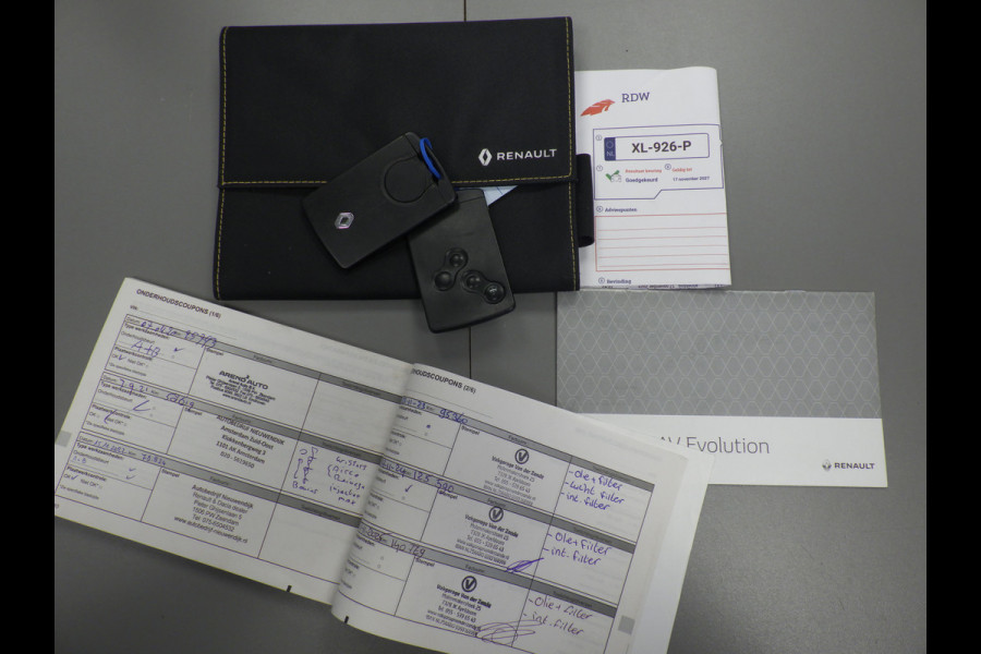 Renault Clio Estate 0.9 TCe Limited Airco, Cruise, NAVI, NL/NAP!