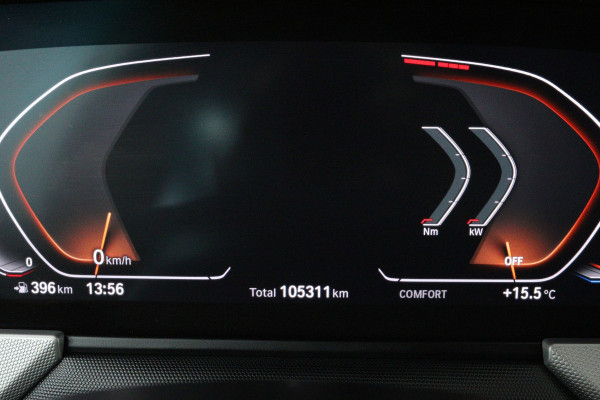 BMW 1-serie 118i Business Edition (NAVIGATIE, PARKEERSENSOREN, CRUISE CONTROL)