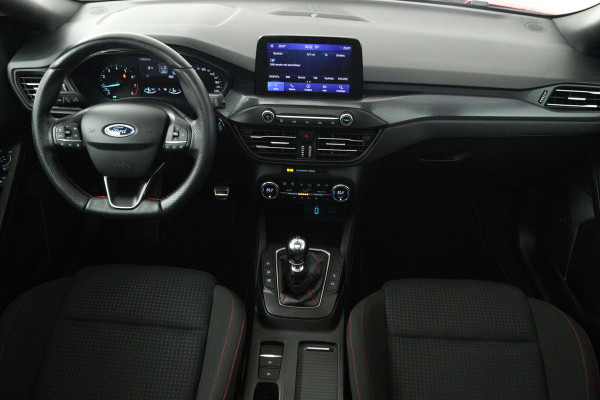 Ford FOCUS Wagon 1.0 EcoBoost ST Line Business (PANORAMADAK, STOEL/STUUR VERWARMING, CAMERA, CRUISE ADAPTIEF, LANE-ASSIST)