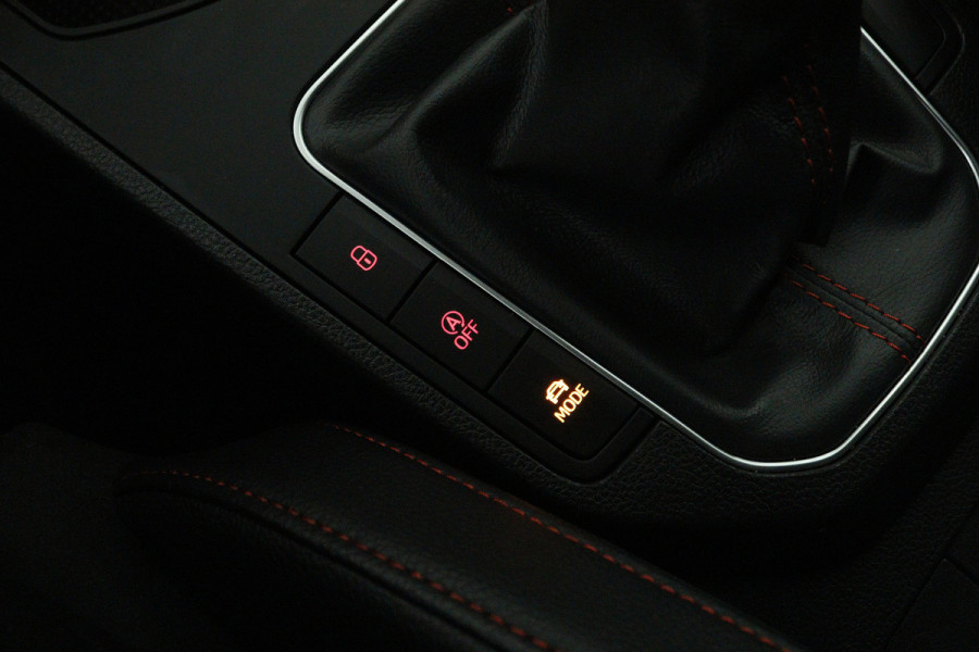 Seat Ibiza 1.0 EcoTSI FR Business Intense (DIGITALE COCKPIT, STOELVERWARMING, CAMERA, CRUISE CONTROL ADAPTIEF, SENSOREN)