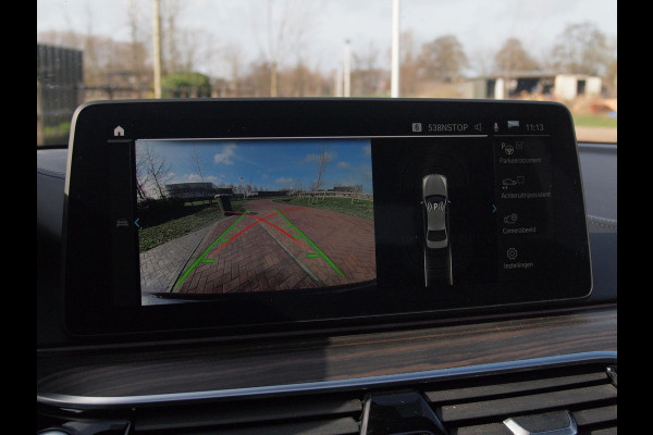 BMW 5 Serie 545e xDrive Business Edition Plus | M-Pakket | Schuifdak | Massage stoelen | Head-Up Display | Camera | NL-Auto |