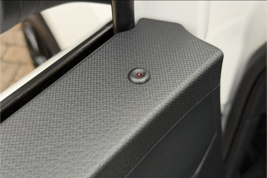 Volkswagen Caddy Cargo 1.5 TSI | PDC A | CRUISE | DAB | AIRCO |