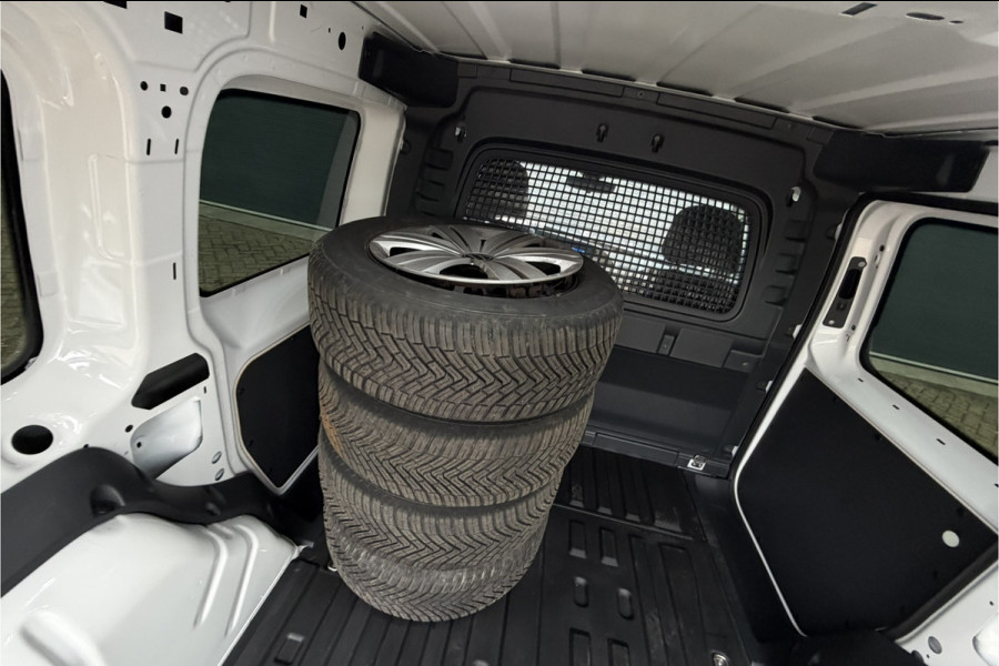 Volkswagen Caddy Cargo 1.5 TSI | PDC A | CRUISE | DAB | AIRCO |