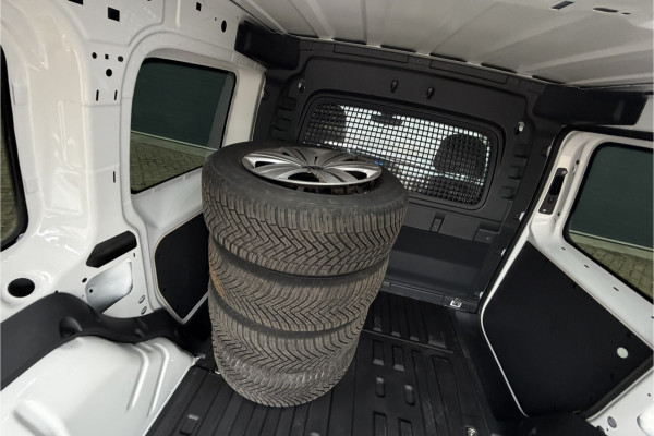 Volkswagen Caddy Cargo 1.5 TSI | PDC A | CRUISE | DAB | AIRCO |