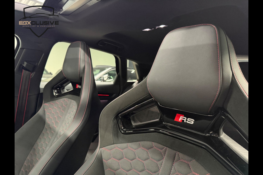 Audi RS3 Sportback 2.5 TFSI QUATTRO Carbon/Kuipstoelen/Pano/HUD/