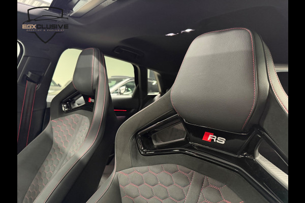 Audi RS3 Sportback 2.5 TFSI QUATTRO Carbon/Kuipstoelen/Pano/HUD/
