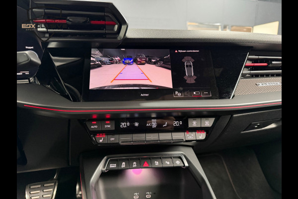 Audi RS3 Sportback 2.5 TFSI QUATTRO Carbon/Kuipstoelen/Pano/HUD/