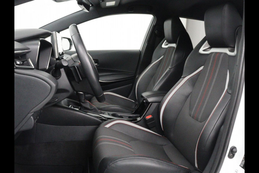 Toyota Corolla 2.0 Hybrid GR-Sport | Stoelverwarming | Adaptive cruise | Sportstoelen | Carplay | Camera | Park Assist | DAB | Keyless | Full LED | Half leder | Climate control