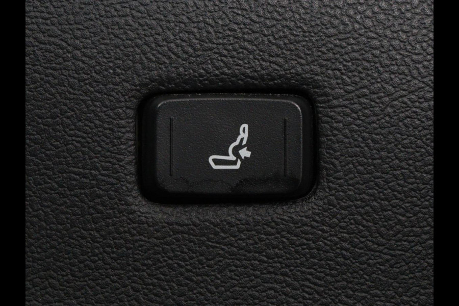 Toyota Corolla 2.0 Hybrid GR-Sport | Stoelverwarming | Adaptive cruise | Sportstoelen | Carplay | Camera | Park Assist | DAB | Keyless | Full LED | Half leder | Climate control