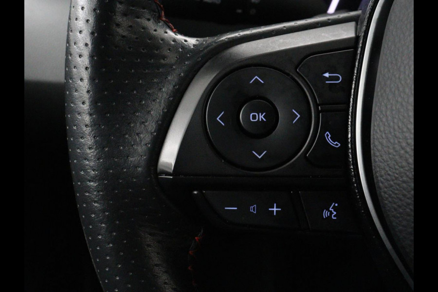 Toyota Corolla 2.0 Hybrid GR-Sport | Stoelverwarming | Adaptive cruise | Sportstoelen | Carplay | Camera | Park Assist | DAB | Keyless | Full LED | Half leder | Climate control