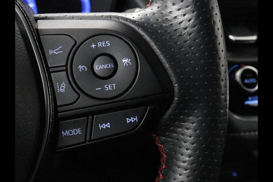 Toyota Corolla 2.0 Hybrid GR-Sport | Stoelverwarming | Adaptive cruise | Sportstoelen | Carplay | Camera | Park Assist | DAB | Keyless | Full LED | Half leder | Climate control