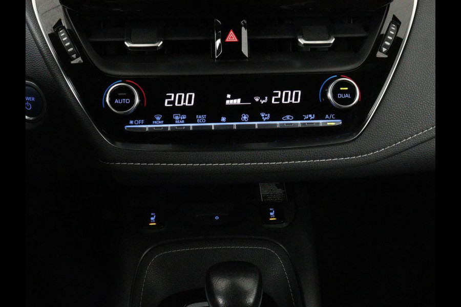 Toyota Corolla 2.0 Hybrid GR-Sport | Stoelverwarming | Adaptive cruise | Sportstoelen | Carplay | Camera | Park Assist | DAB | Keyless | Full LED | Half leder | Climate control