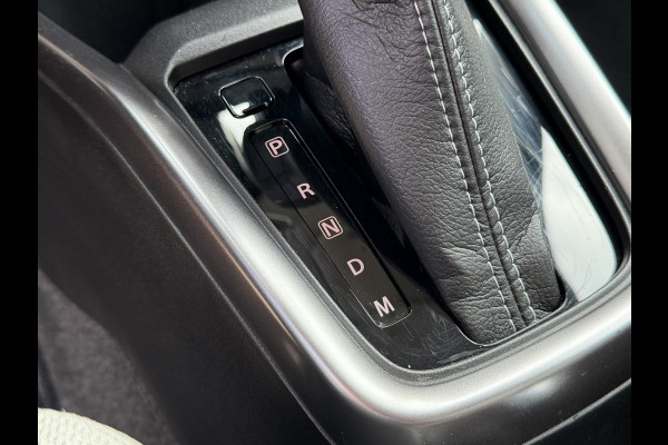 Suzuki Swift 1.2 Style Smart Hybrid Automaat Adaptive Cruise Climate control LED Navi Apple / Android Achteruitrijcamera