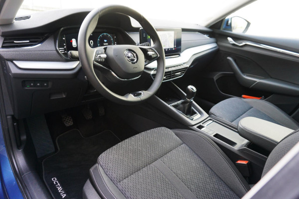 Škoda Octavia Combi 1.0 TSI Business Ed.Plus/Virtual Cockpit/18Inch.LM /Stoelverwarming.
