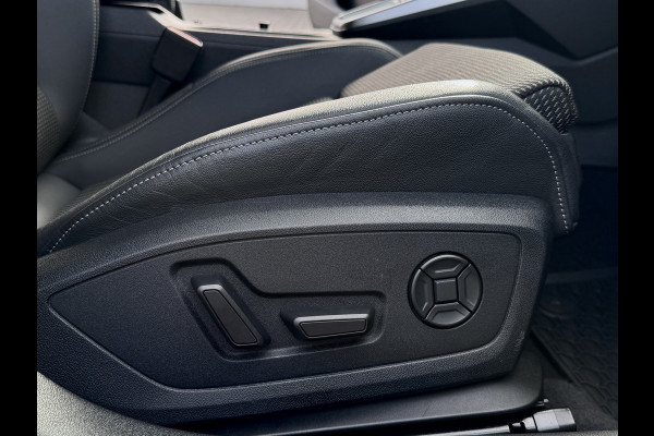 Audi A3 Sportback 40 TFSI e S-line | Matrix LED | Trekhaak | Elektr. stoelen | Camera | Carplay | Sfeer | ACC | Elektr. achterklep