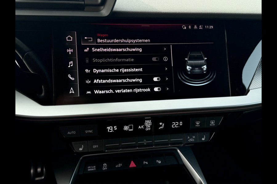 Audi A3 Sportback 40 TFSI e S-line | Matrix LED | Trekhaak | Elektr. stoelen | Camera | Carplay | Sfeer | ACC | Elektr. achterklep