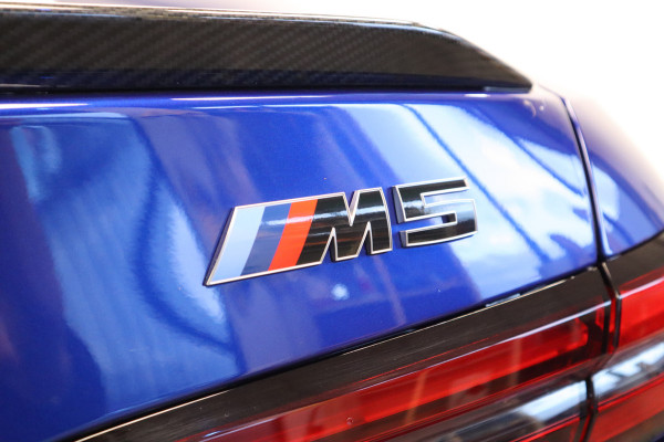 BMW 5 Serie M5  Carbon Pack Co-Pilot Live Cockpit  Professional 1st eigenaar NAP