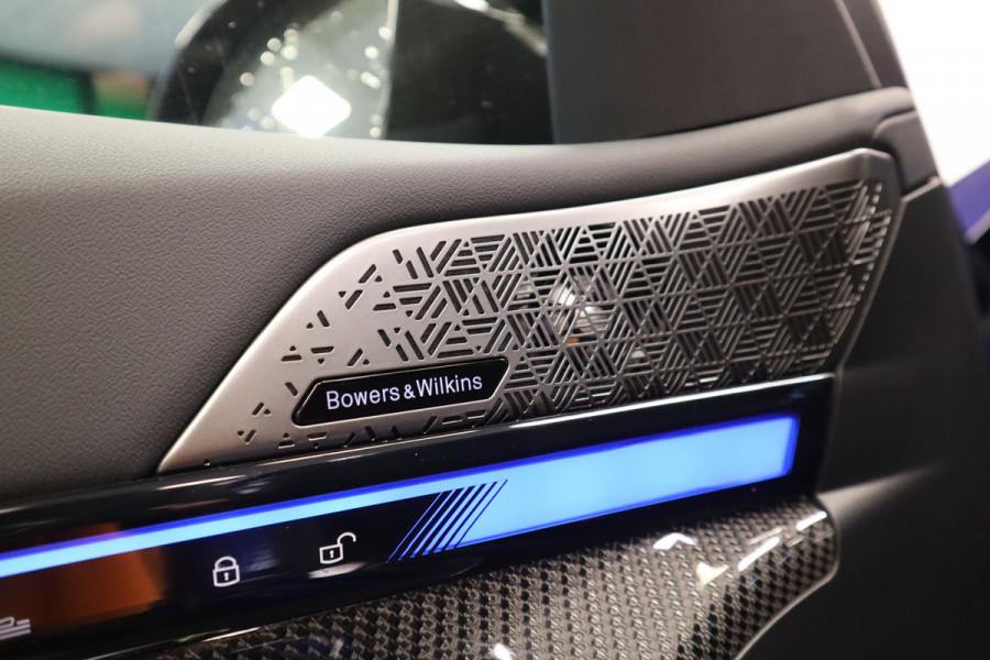 BMW 5 Serie M5  Carbon Pack Co-Pilot Live Cockpit  Professional 1st eigenaar NAP