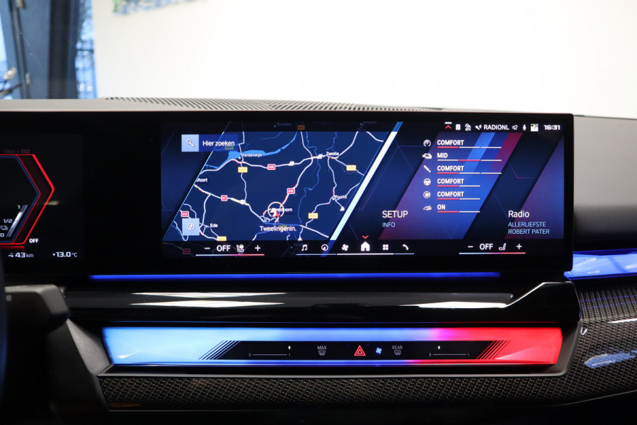 BMW 5 Serie M5  Carbon Pack Co-Pilot Live Cockpit  Professional 1st eigenaar NAP