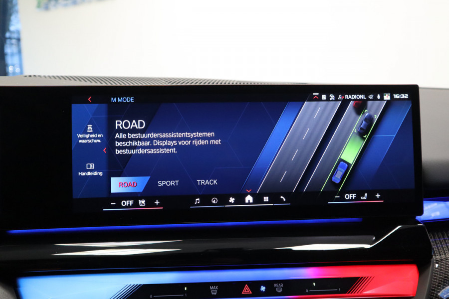 BMW 5 Serie M5  Carbon Pack Co-Pilot Live Cockpit  Professional 1st eigenaar NAP