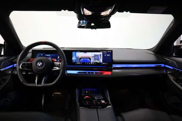 BMW 5 Serie M5  Carbon Pack Co-Pilot Live Cockpit  Professional 1st eigenaar NAP