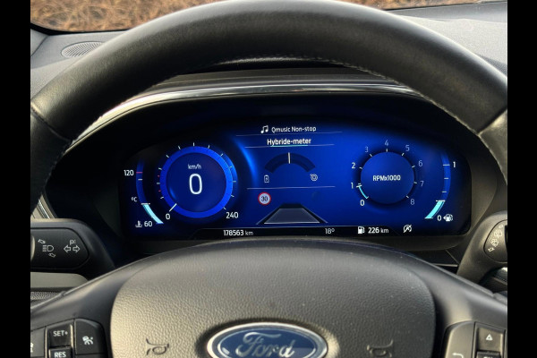 Ford FOCUS Wagon 1.0 EcoBoost Hybrid Active X Business, panoramadak, stoelverwarming, dealer onderhouden, 1 e eigenaar, NLauto nap