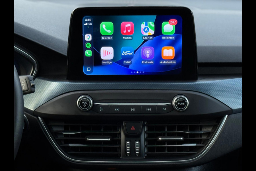 Ford FOCUS Wagon 1.0 EcoBoost Hybrid Active X Business, panoramadak, stoelverwarming, dealer onderhouden, 1 e eigenaar, NLauto nap