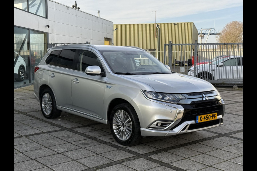 Mitsubishi Outlander Aut. 2.4 PHEV Intense | Apple Carplay | Camera | Stoel Verwarming |