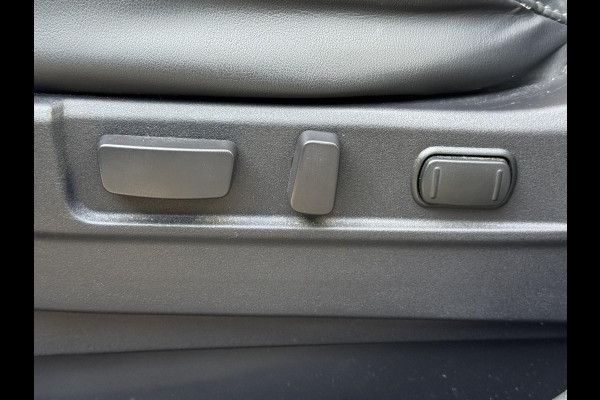 Mitsubishi Outlander Aut. 2.4 PHEV Intense | Apple Carplay | Camera | Stoel Verwarming |