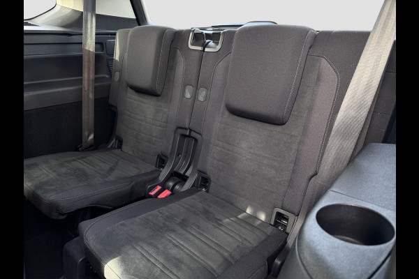 Volkswagen Touran 1.4 TSI Comfortline 7 persoons | Massage | Carplay | Dealer onderhouden | Stoel + stuur verwarming | Automaat